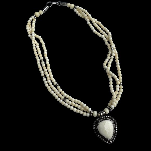 Vintage Beaded Multi-Strands Necklace Cream Colour Teardrop Pendant - Picture 1 of 7